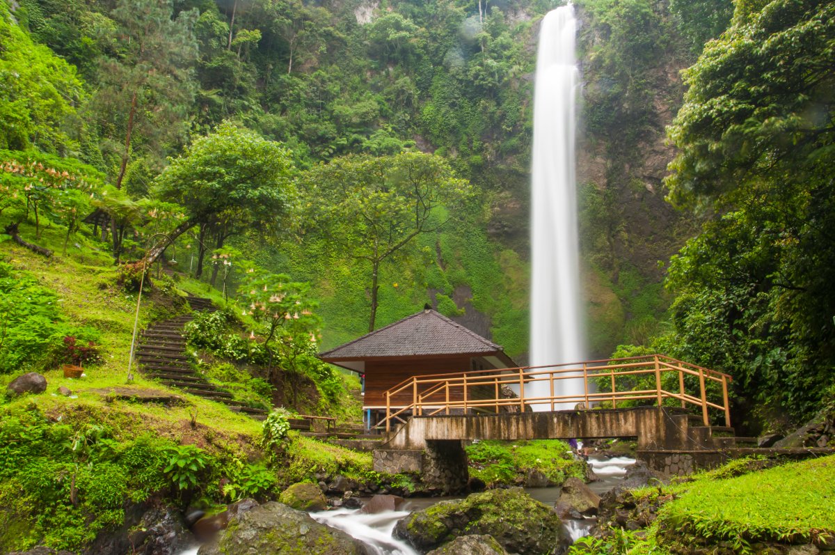 Curug Cimahi / Air Terjun Pelangi